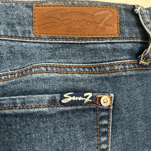 Seven7| Girlfriend Jeweled Star Stud Jeans| Size 10 - Picture 6 of 9